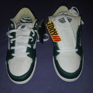 Vans TNT III Green and White Sneakers 11.5 Mens